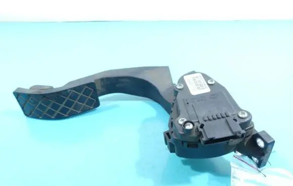 Audi A8 S8 D3 4E Accelerator throttle pedal 4E1723523D IMPRK1268276