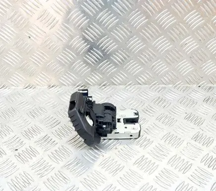 Audi A1 Tailgate/trunk/boot lock/catch/latch 8K9827505A