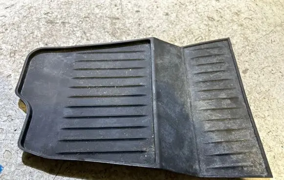 BMW 6 F12 F13 Panel drawer/shelf pad 9217616 58450713