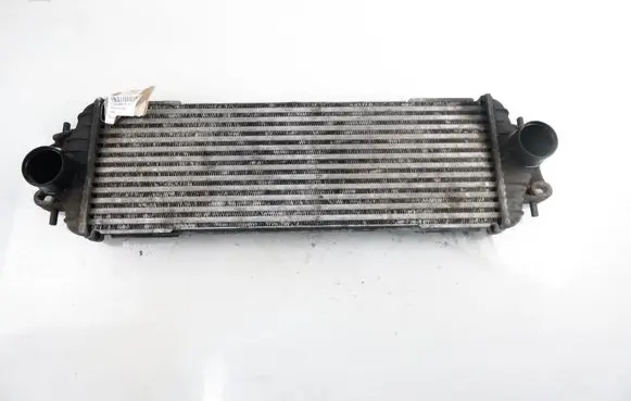 Opel Vivaro Intercooler radiator 