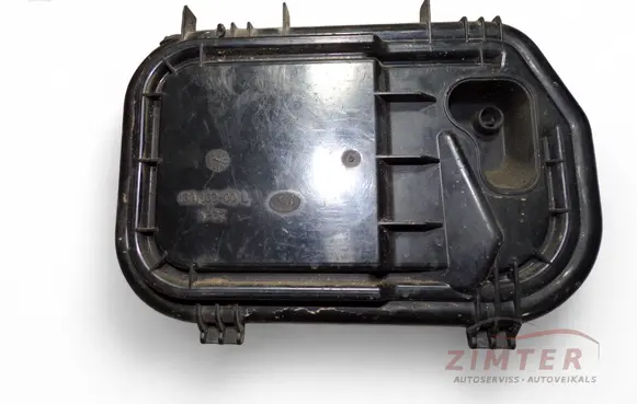 Audi A6 S6 C6 4F Headlight/headlamp dust cover 16016300