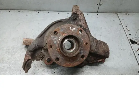 Fiat Stilo Front wheel hub spindle knuckle 