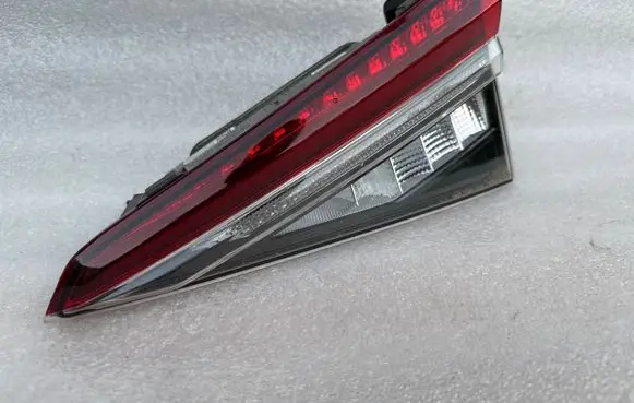 Skoda Kodiaq Rear/tail lights 565945308F 0022335204