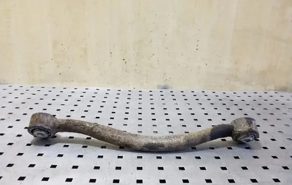 Jeep Grand Cherokee Rear control arm