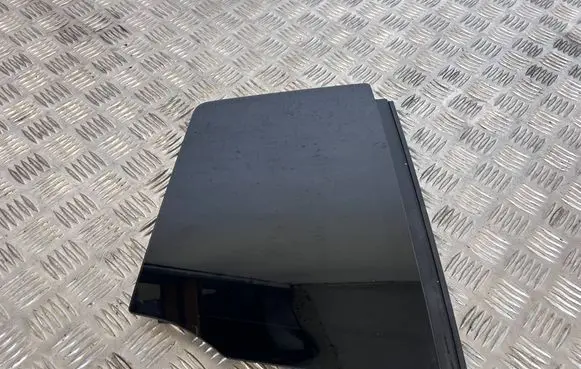 Tesla Model X Rear side window