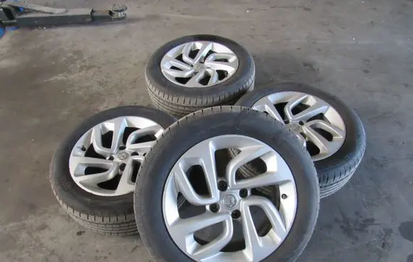 Opel Crossland X R16 alloy rim 672044871