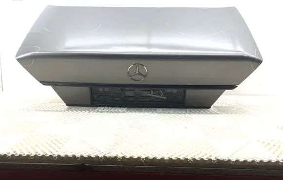 Mercedes-Benz E W124 Tailgate/trunk/boot lid