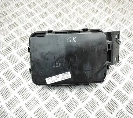 Mercedes-Benz GLE W167 Quarter panel pressure vent A1678308704 A1678308201