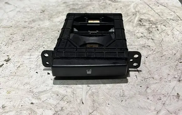 Toyota Avensis T250 Cup holder MT3509