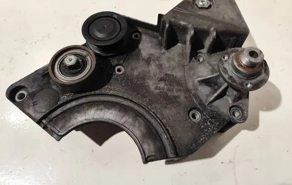 Audi A4 S4 B7 8E 8H Engine mounting bracket 059121313F