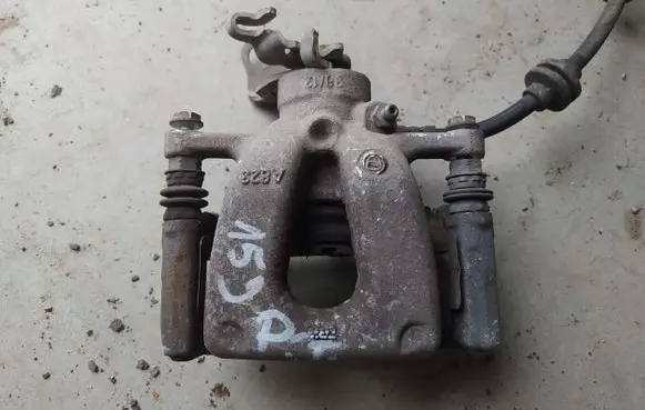 Alfa Romeo 159 Rear brake caliper