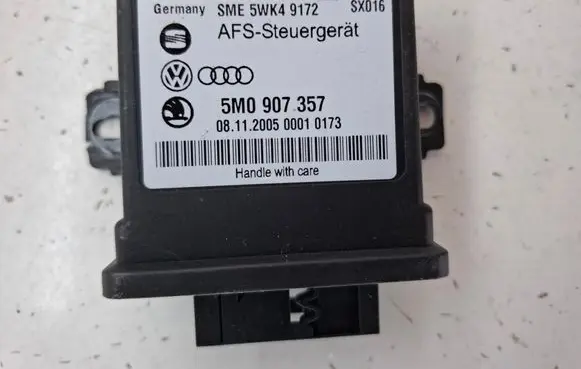 Volkswagen PASSAT B6 Light module LCM 5M0907357