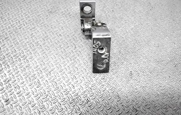 Volkswagen PASSAT B5.5 Front door upper hinge