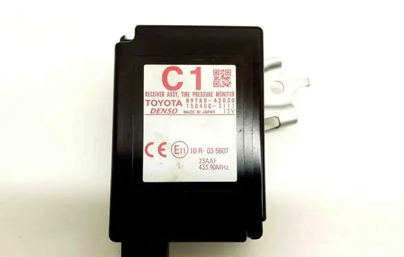 Toyota RAV 4 (XA40) Tire pressure control unit 1584003111 8976042030