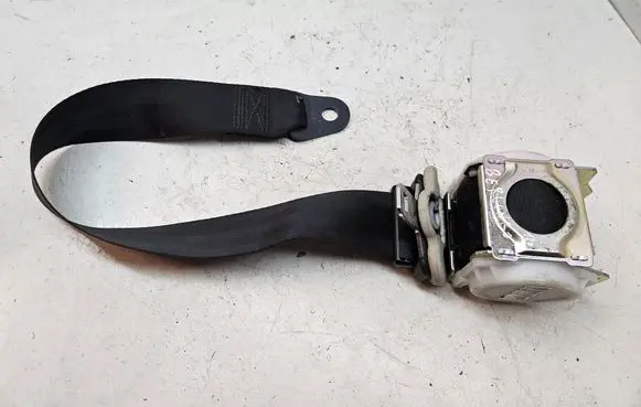 Citroen Berlingo Rear seatbelt 96700778XX