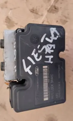 Ford Fiesta ABS Pump 4S612M110CC D461437A0A 10020700514