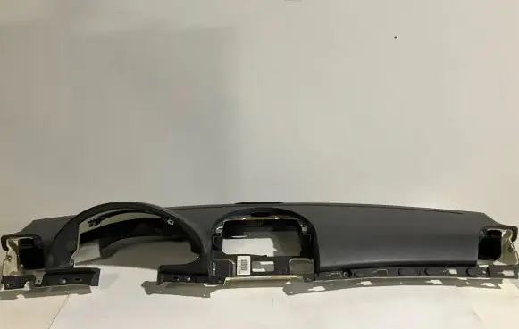 Mercedes-Benz E W211 Dashboard A2116800687