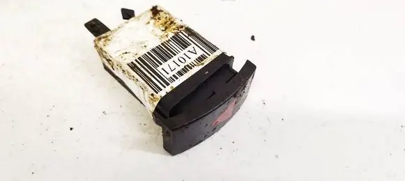 Skoda Superb B5 (3U) Hazard light switch