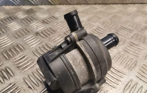 Land Rover Range Rover Sport L494 Electric auxiliary coolant/water pump EPLA8501BD