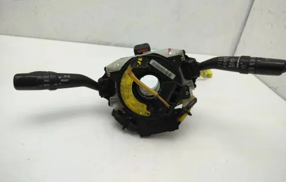 Subaru Forester SG Light switch 83111SA170 17E283