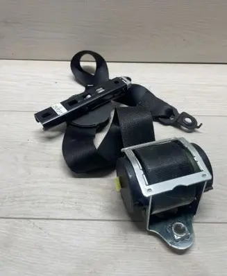 Mercedes-Benz R W251 Rear seatbelt A2518600388 2811071145