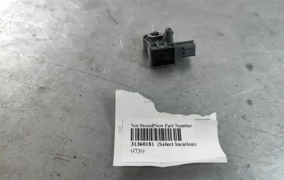 Volvo XC90 Airbag deployment crash/impact sensor 31360181 31451531