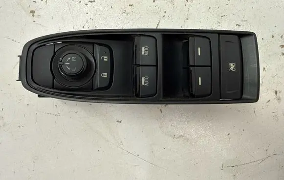 Subaru Impreza V Electric window control switch 83071FL12A 83071FL62A