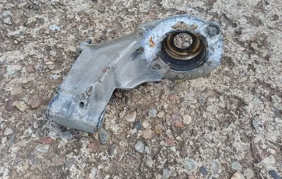 Alfa Romeo 166 Coil spring mount 