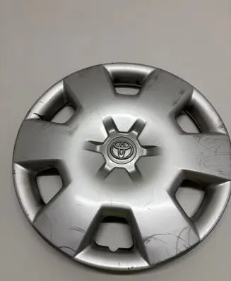 Toyota Corolla Verso AR10 R15 wheel hub/cap/trim 4260202180