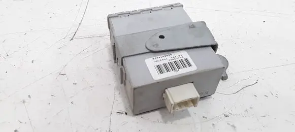 Toyota Corolla E120 E130 Door central lock control unit/module 8974102050