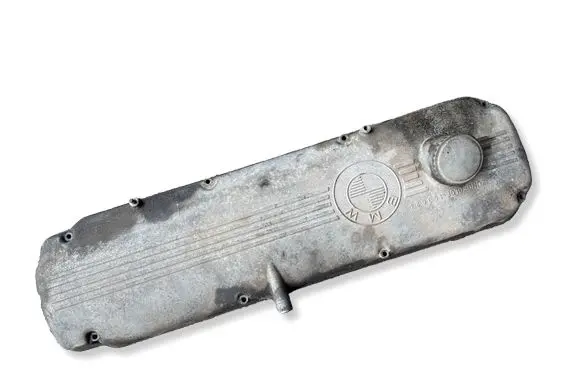BMW 6 E24 Rocker cam cover 1260347