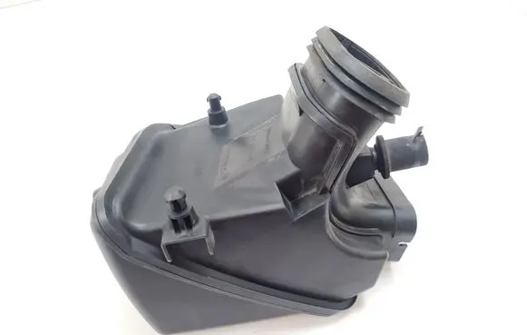 Opel Zafira C Intake resonator 315875880 13337770 13337770EJ