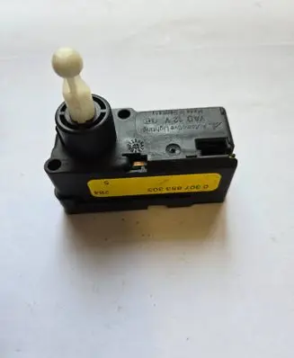 Toyota Corolla Verso AR10 Headlight level adjustment motor 0307853303