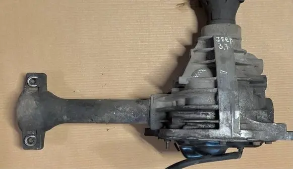 Jeep Cherokee KJ Front differential 84035 011200 17101
