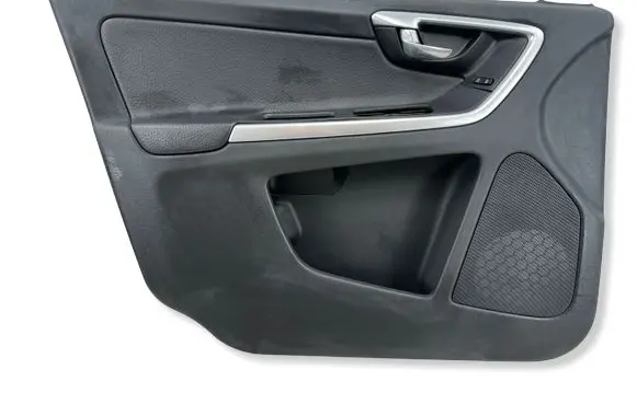 Volvo XC60 Front door card panel trim 30766373