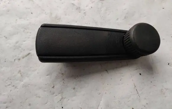 Volkswagen Transporter - Caravelle T4 Front door window winding handle 357837581