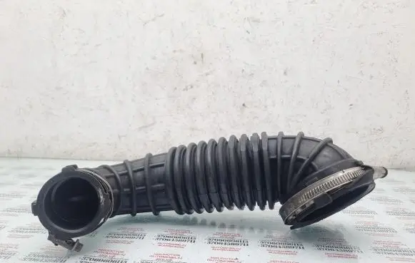 Audi A4 S4 B8 8K Air intake hose/pipe 03G129629