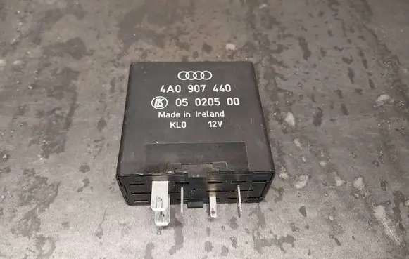 Audi A6 S6 C5 4B Other relay 4A0907440 05020500 361