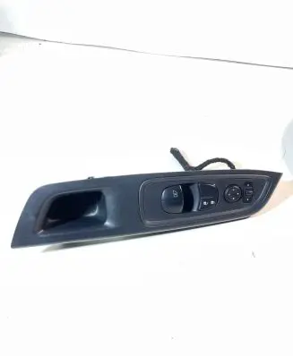 Nissan Micra K14 Electric window control switch 809615FA1A