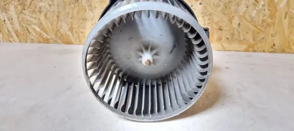 Lexus LS 430 Heater fan/blower 8710350090