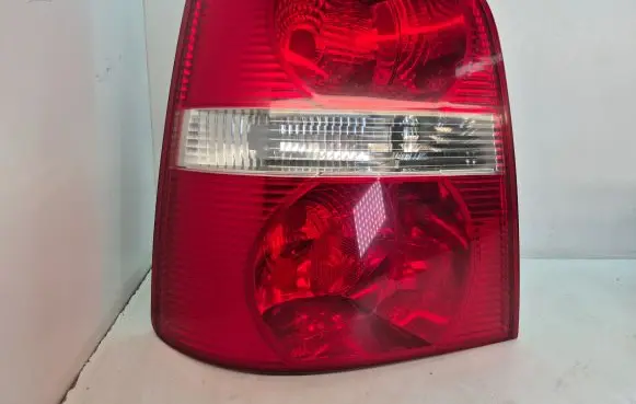 Volkswagen Touran I Rear/tail lights