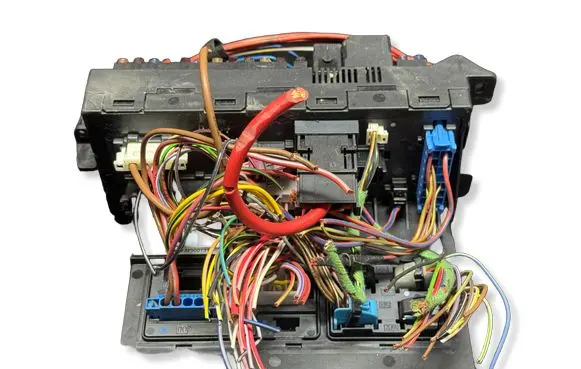 Mercedes-Benz E W211 Fuse module 2115457801