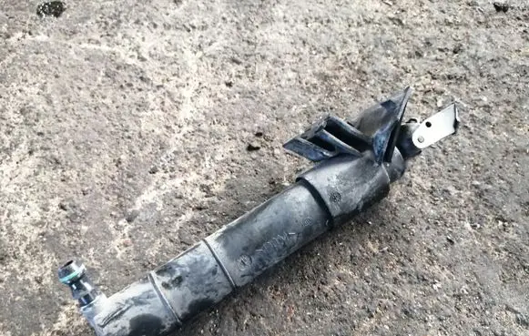 Ford Focus Headlight washer spray nozzle