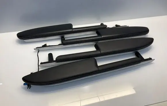 Mercedes-Benz ML W164 Other front door trim element A1647200095 1647200095 1647200195