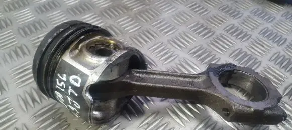 Alfa Romeo 156 Piston with connecting rod