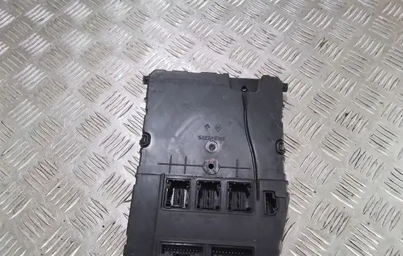 Renault Scenic II - Grand scenic II Comfort/convenience module 8200306434