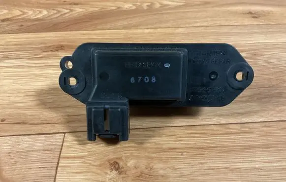 Mazda 3 I Heater blower motor/fan resistor Pm010020b