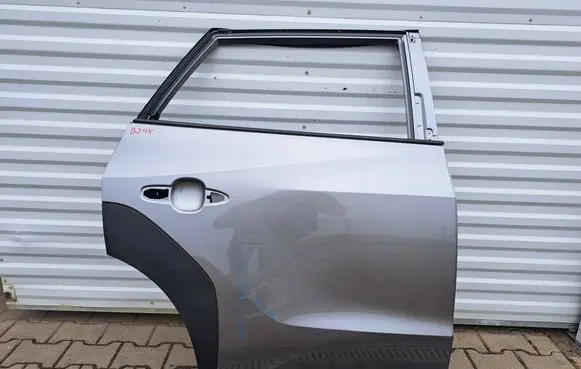 Toyota bZ4X Rear door 