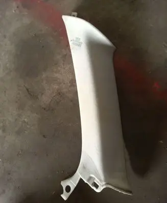 Toyota Avensis T250 (A) pillar trim 6247105080