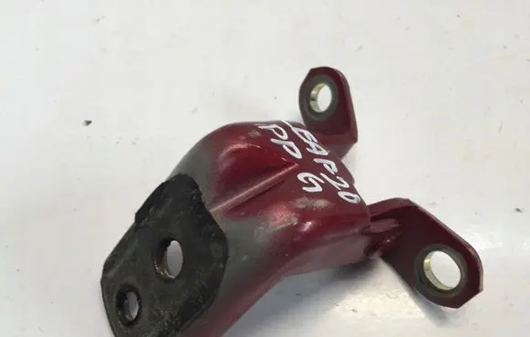 Nissan Leaf II (ZE1) Front door upper hinge